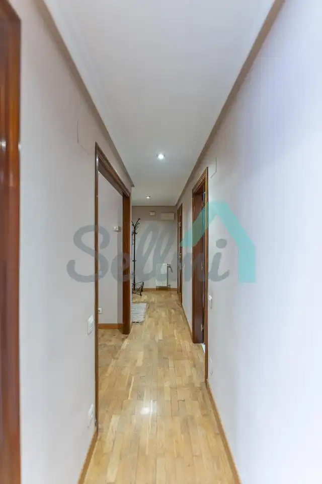 Piso de 66 m² en Oviedo