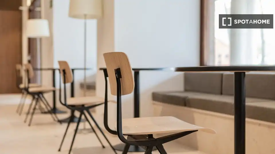 Habitación 21 m², Pamplona