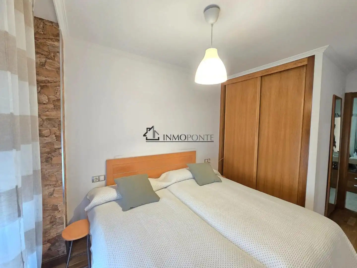 Piso de 80 m² en Poio