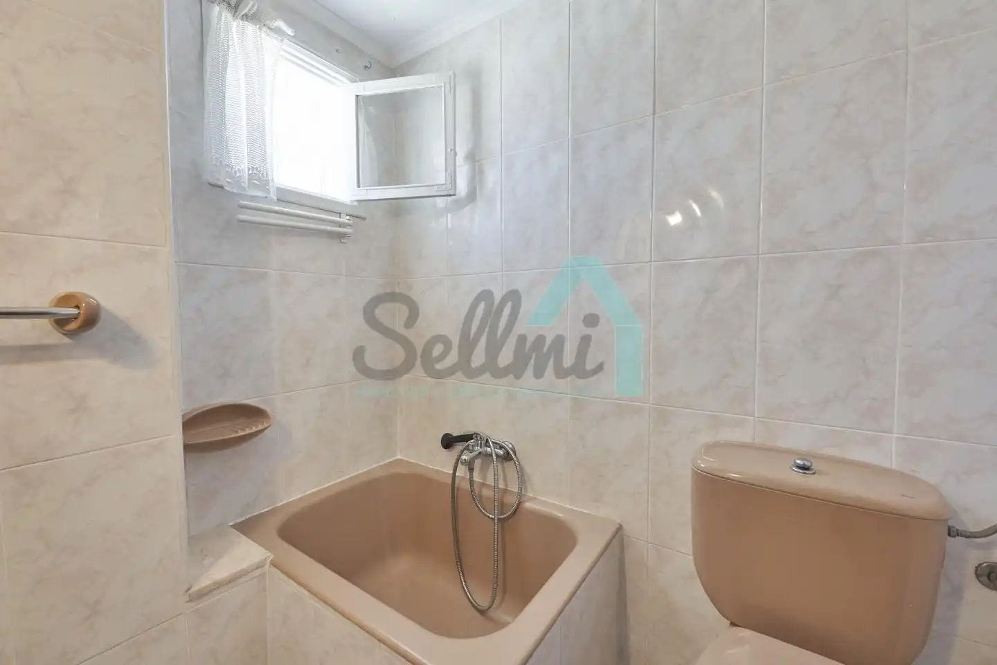 Piso de 77 m² en Gijón