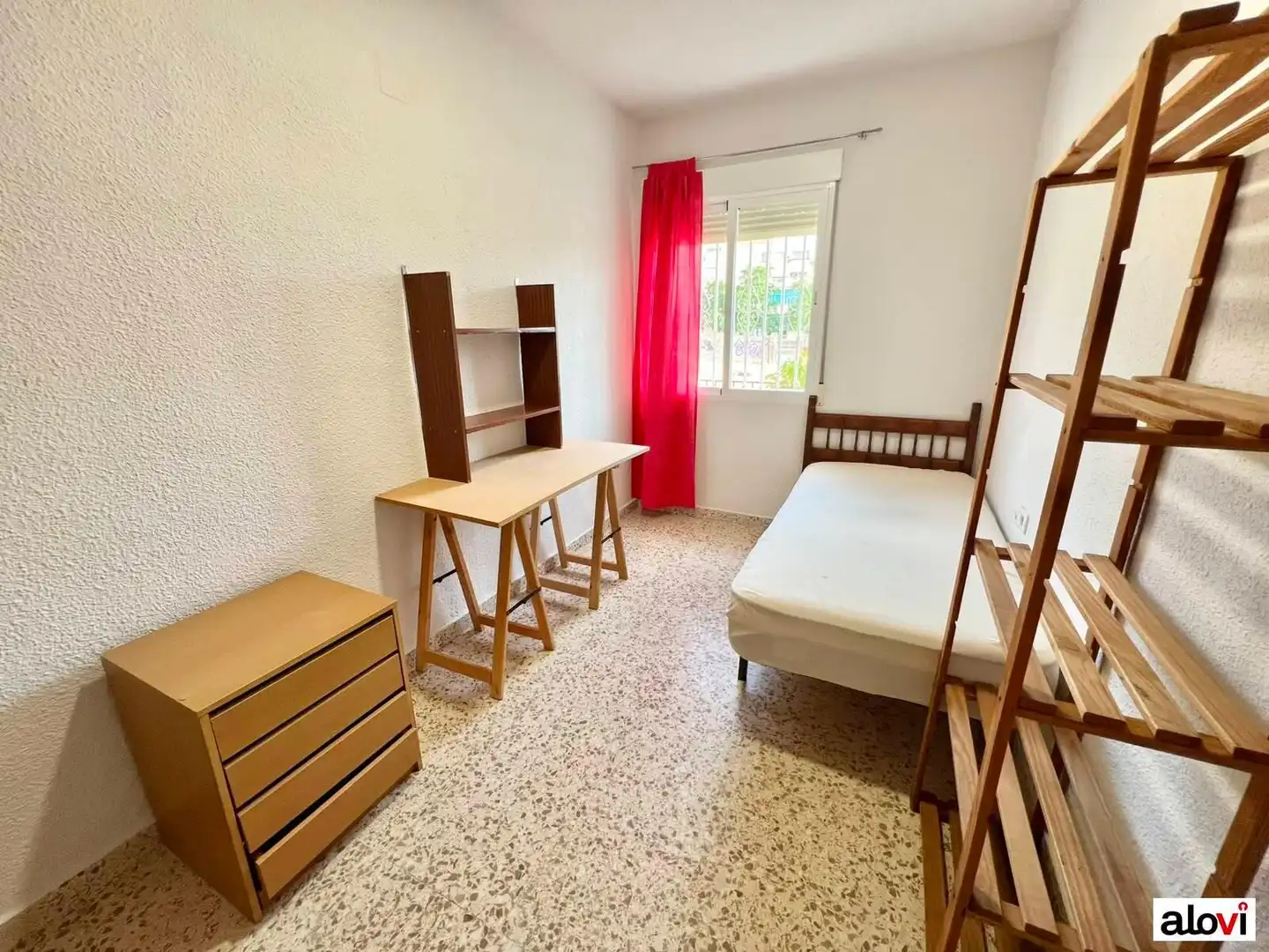 Piso de 80 m² en Granada