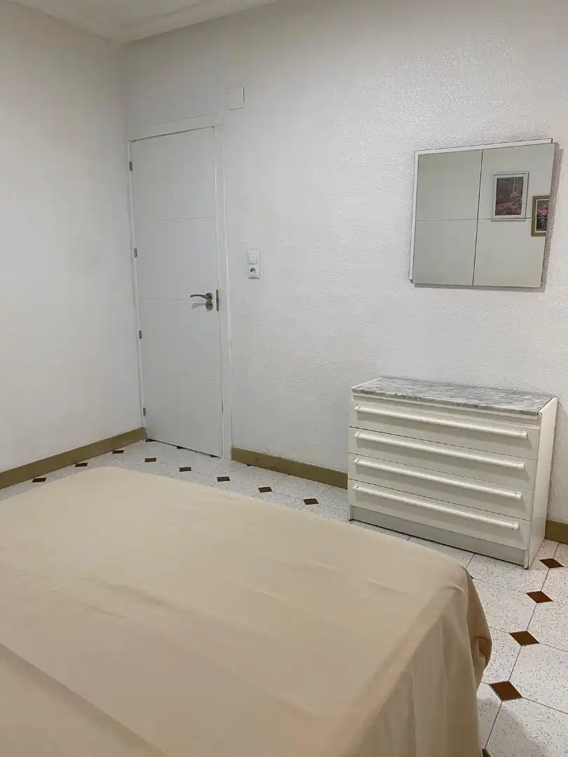 Habitació de lloguer, Elx