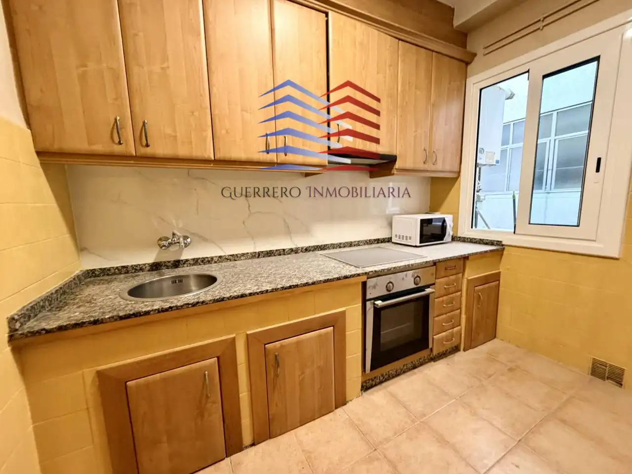 Piso de 100 m² en Ourense