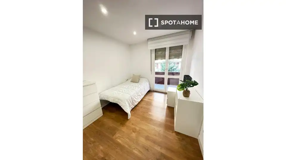 Habitación en alquiler, Pamplona