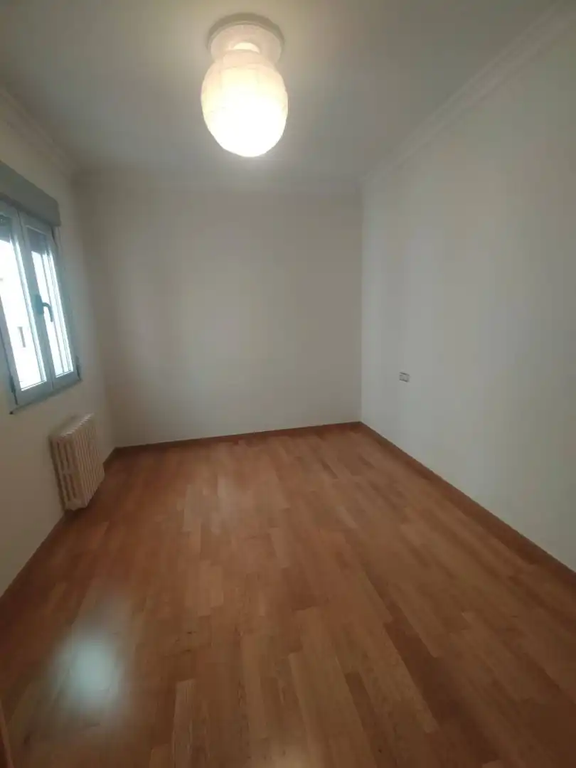 Piso de 81 m² en Ourense