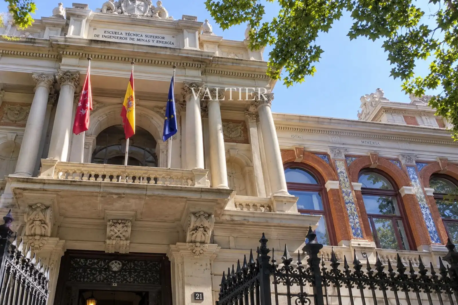 Wohnung 94 m² in Madrid