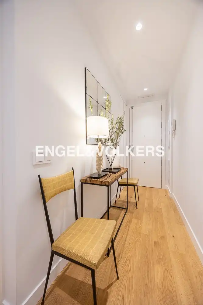 Wohnung 83 m² in Madrid