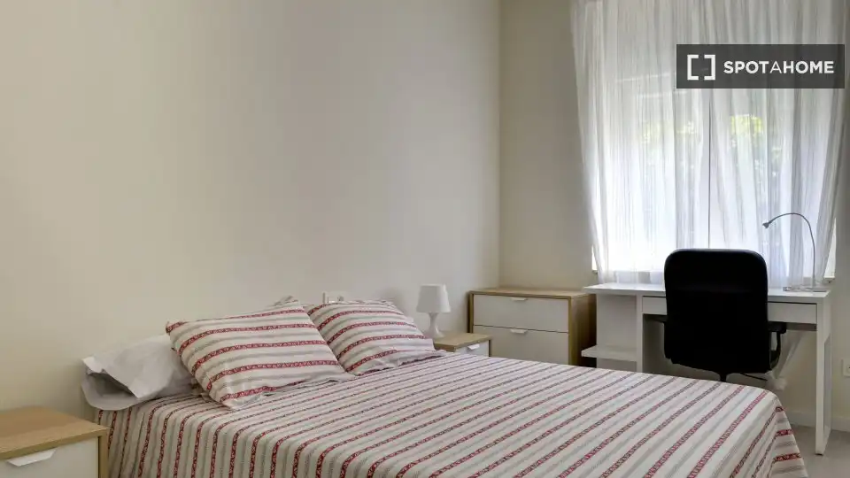 Habitación 104 m², Zaragoza