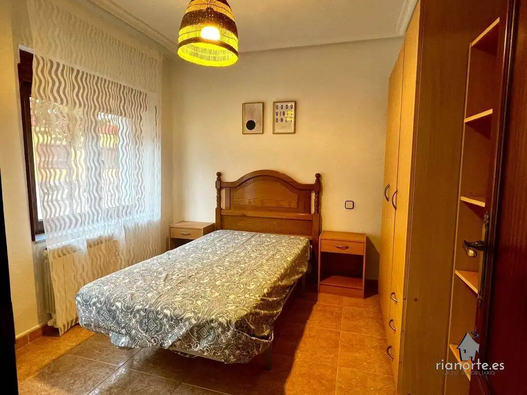 Pis de 57 m² a Llangréu / Langreo