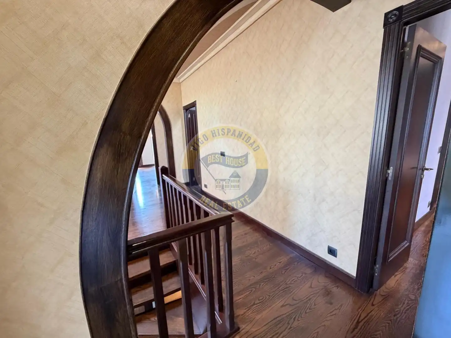 Piso de 250 m² en Vigo