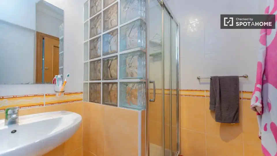 Habitación 80 m², Valencia