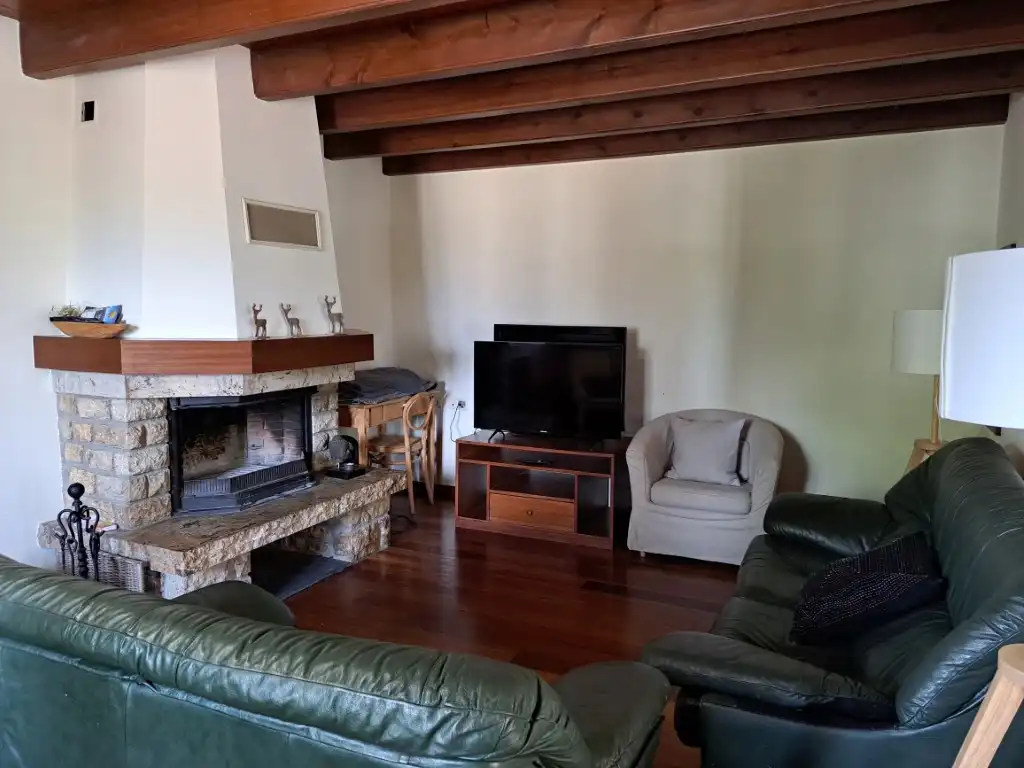 Casa de 240 m² en Das