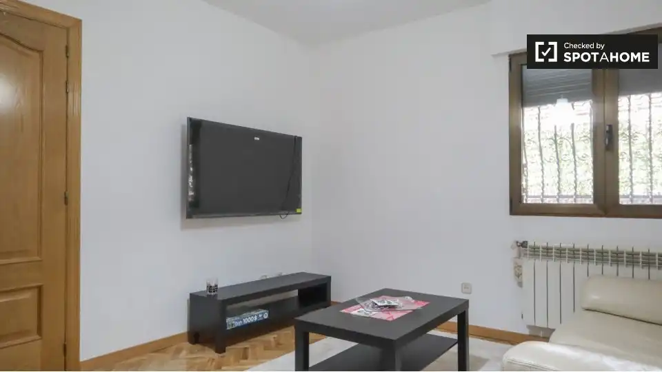 Habitación 240 m², Madrid