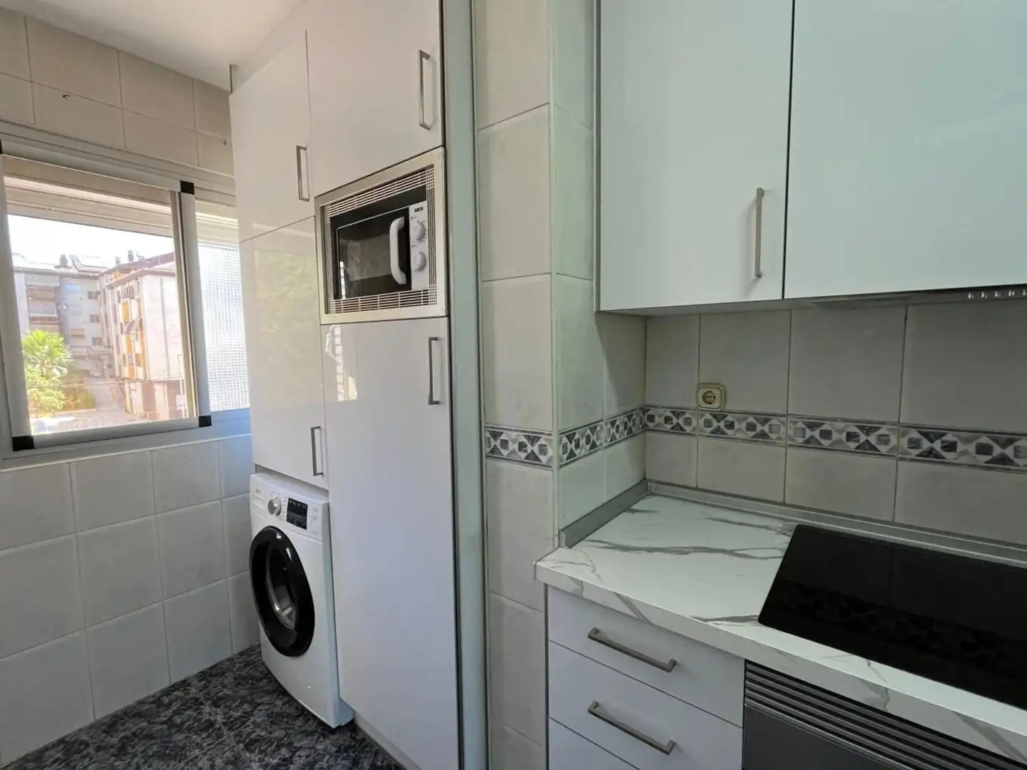 Piso de 85 m² en Granada