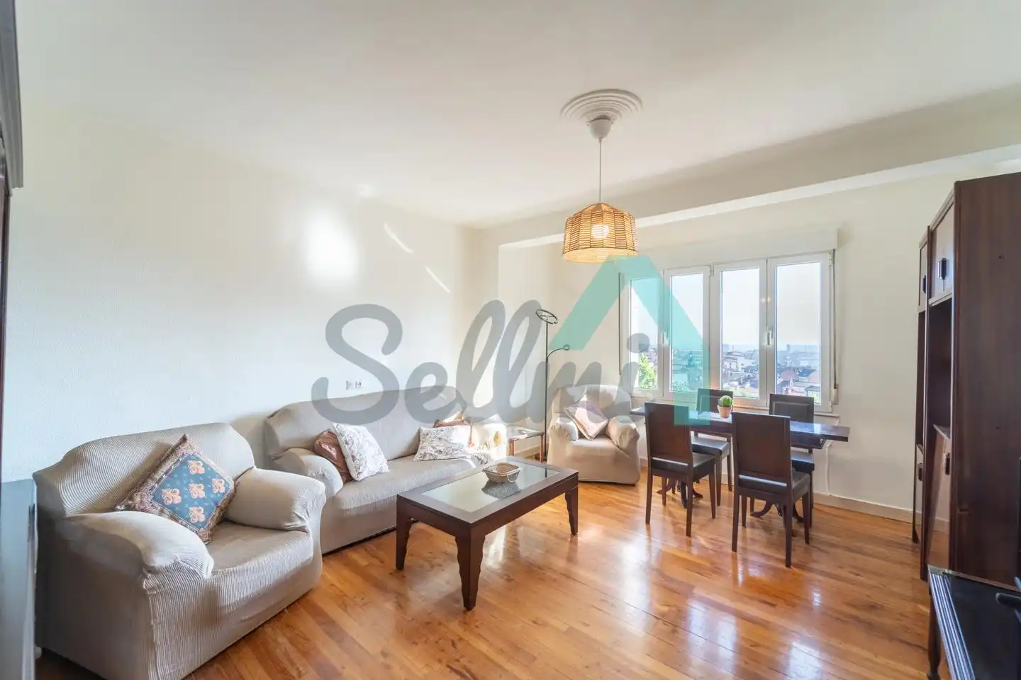 Piso de 212 m² en Oviedo