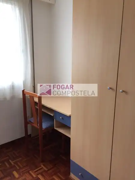 Piso de 90 m² en Santiago de Compostela