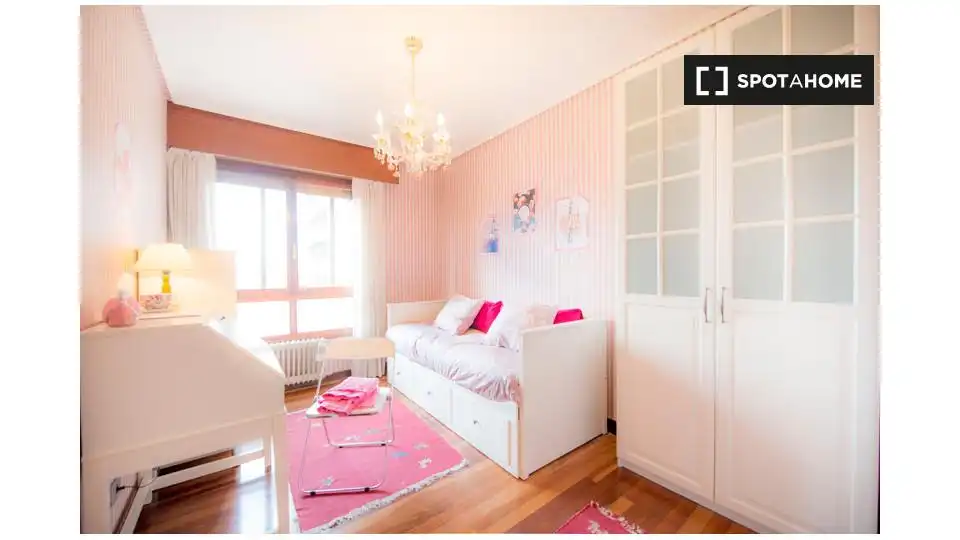 Habitación 127 m², Bilbao