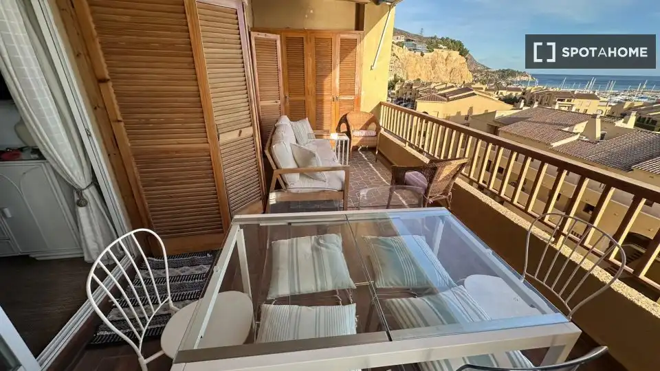 Habitación 98 m², Altea
