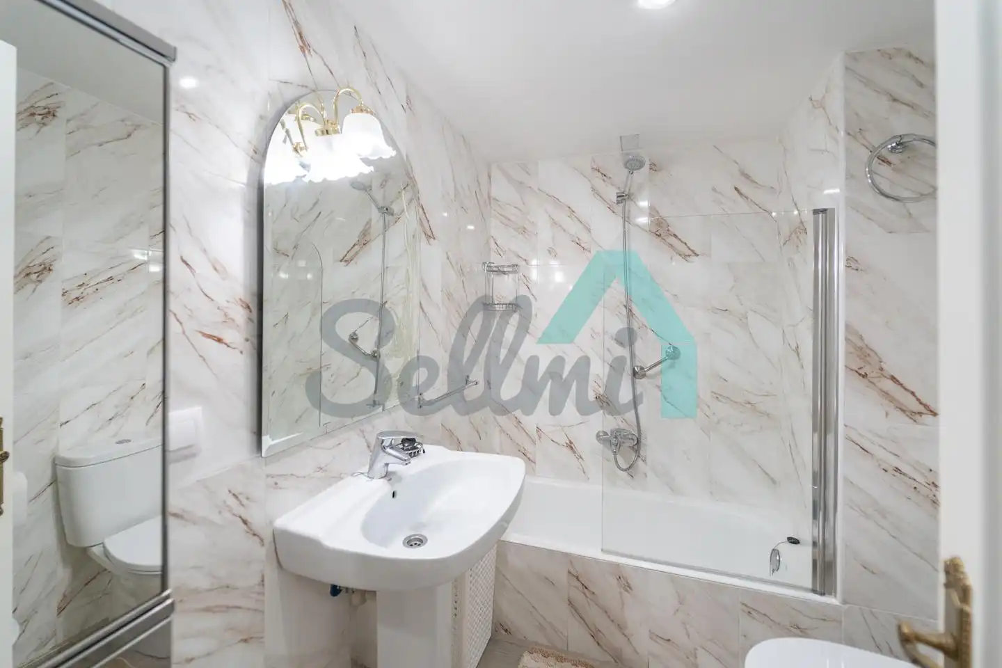 Piso de 107 m² en Oviedo