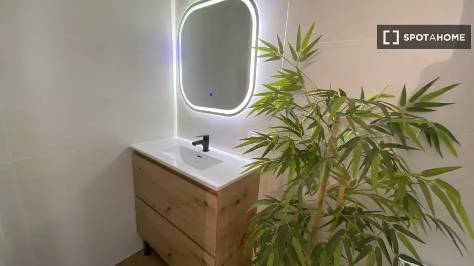 Habitación 230 m², Sevilla