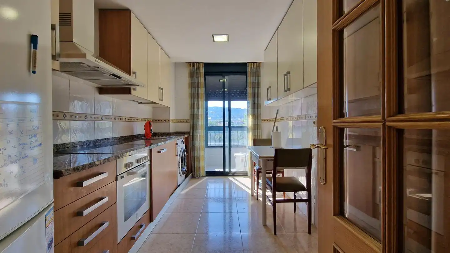 Wohnung 120 m² in Ourense
