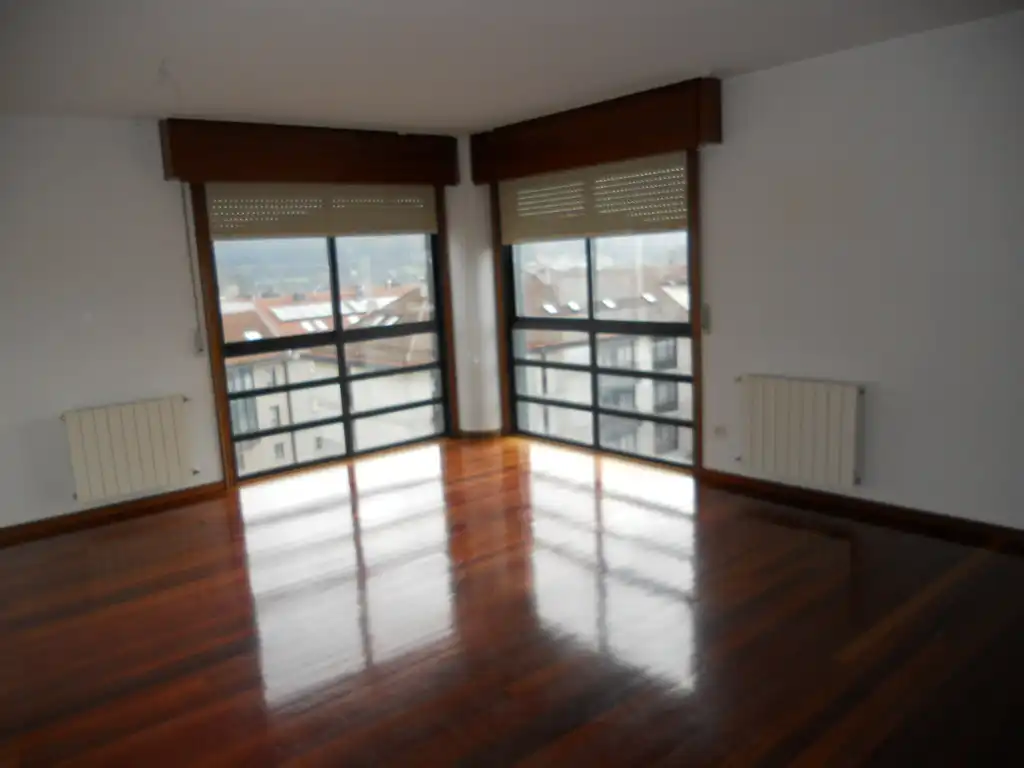 Piso de 100 m² en Santiago de Compostela