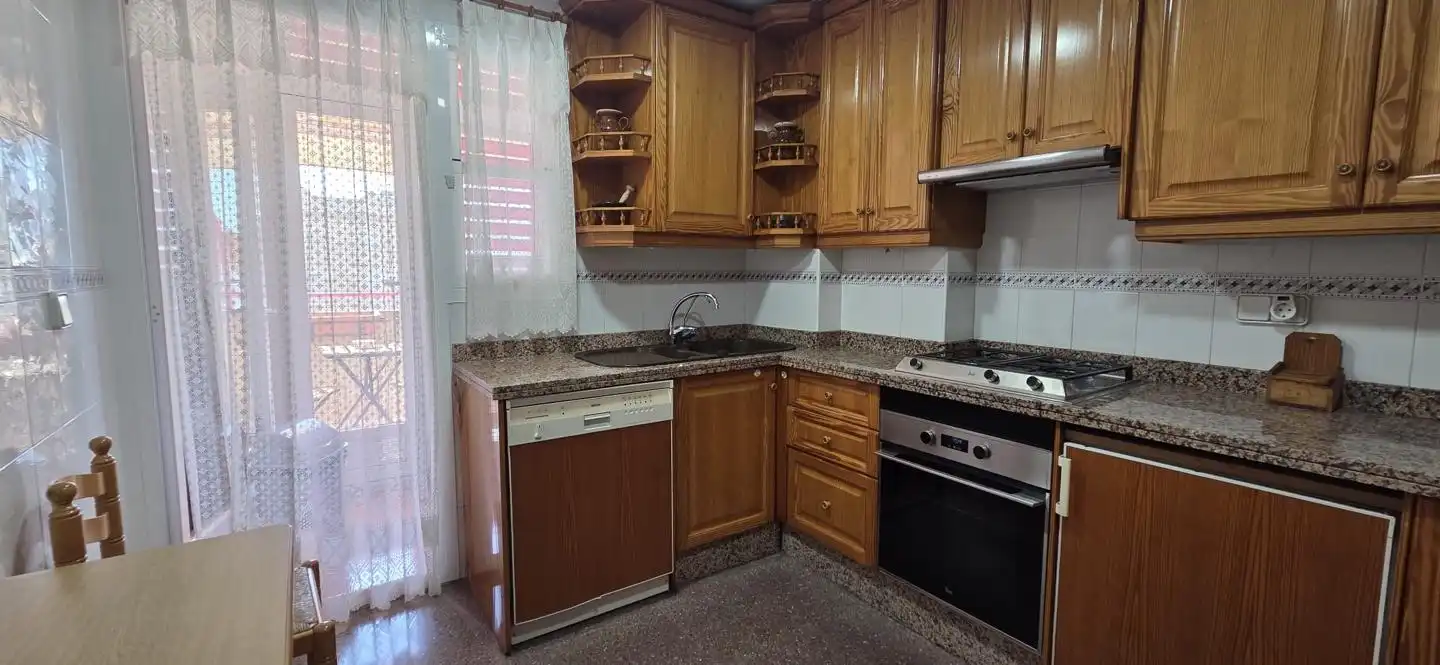 Habitación 100 m², Elche