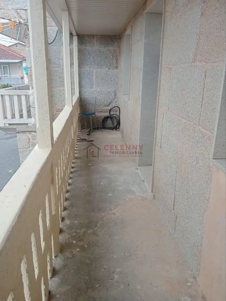 Casa de 80 m² en San Cibrao das Viñas