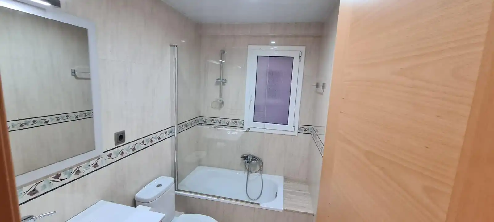 Pis de 91 m² a Sant Feliu de Llobregat