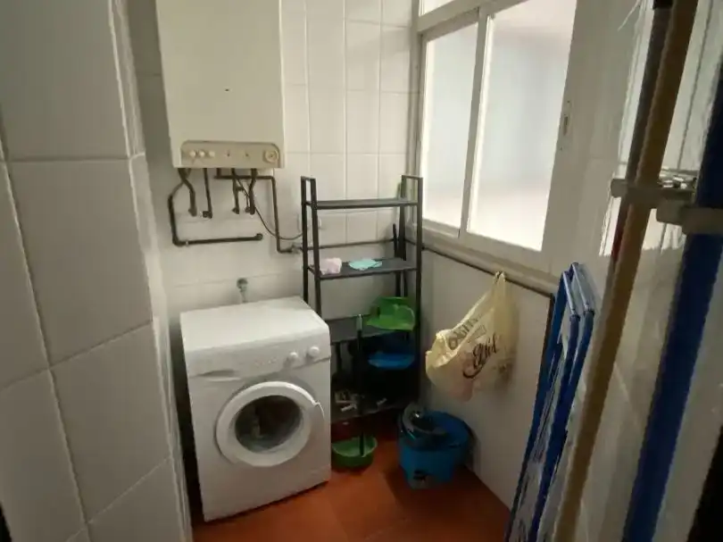 Piso de 95 m² en Granada