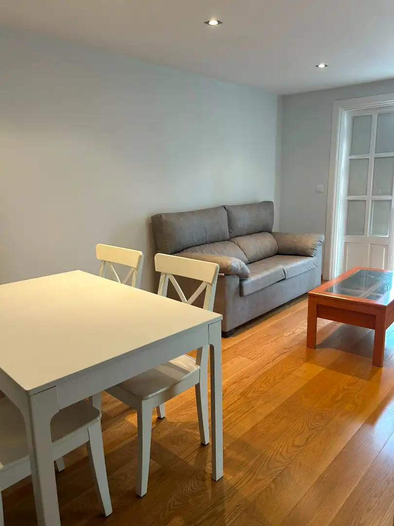 Piso de 80 m² en Santiago de Compostela