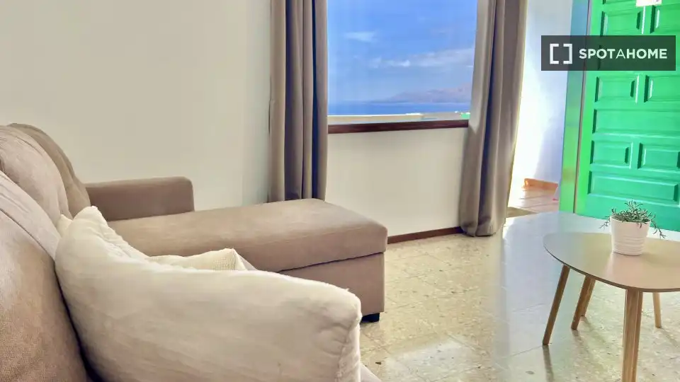 Habitación 69 m², Tías