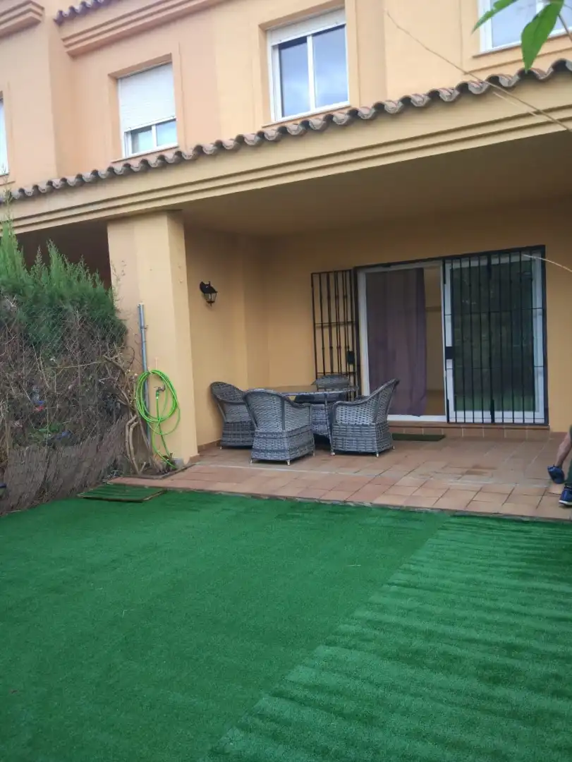 Casa de 183 m² a Los Barrios