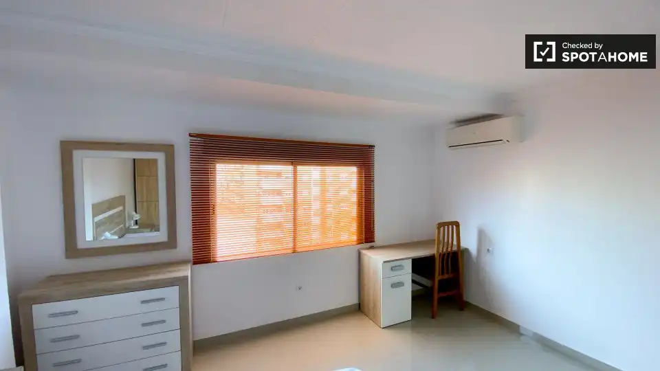 Habitació de lloguer, València