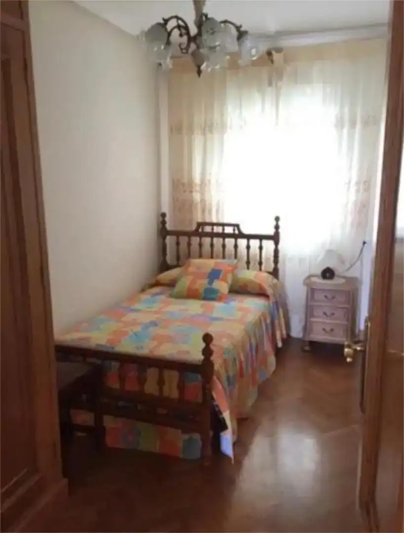 Piso de 90 m² en Viveiro