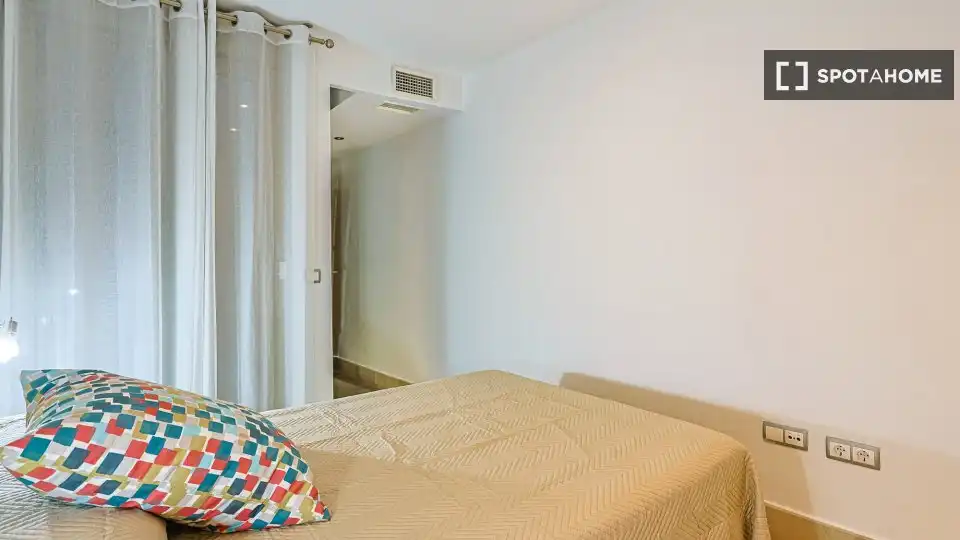 Habitación 76 m², Sevilla