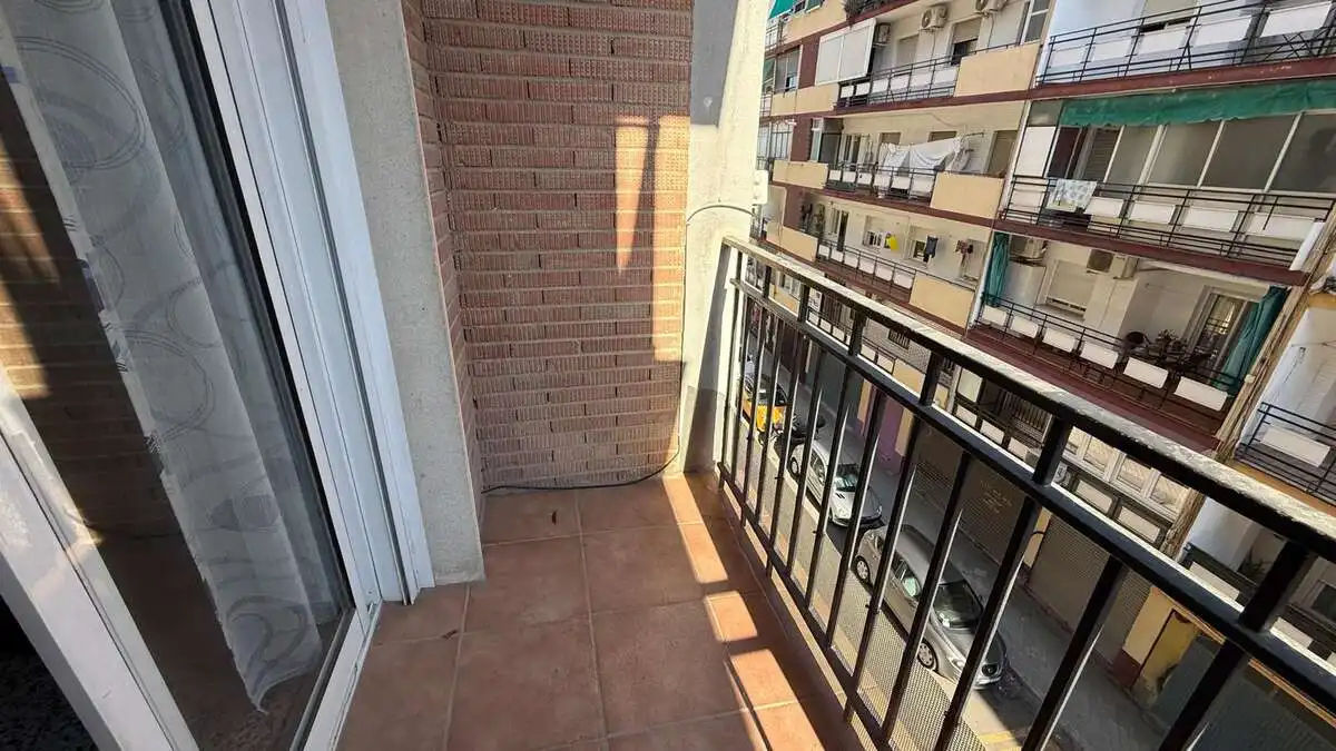 Zimmer 12 m², Granada