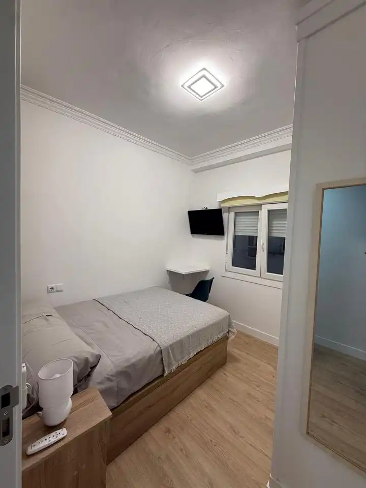 Zimmer 120 m², Ourense