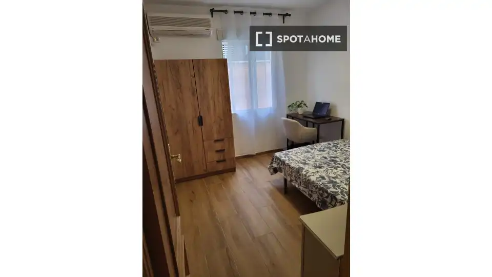 Habitación 90 m², Madrid