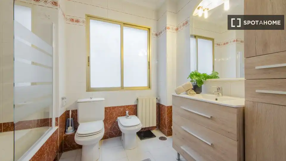 Habitación 150 m², Madrid