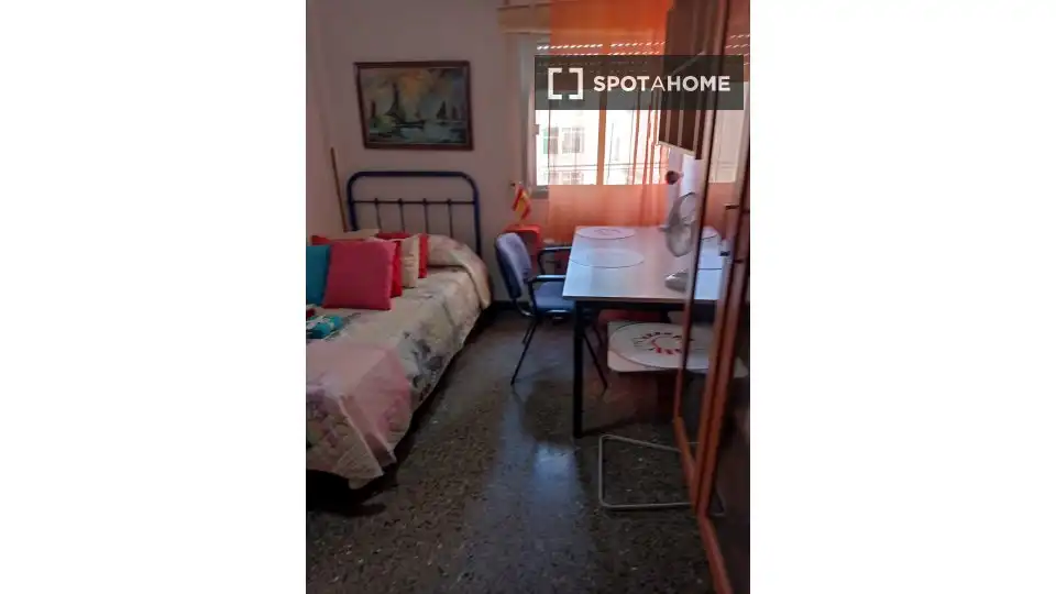 Habitación 115 m², Jaén