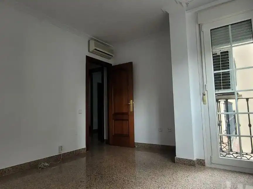Piso de 140 m² en Almería