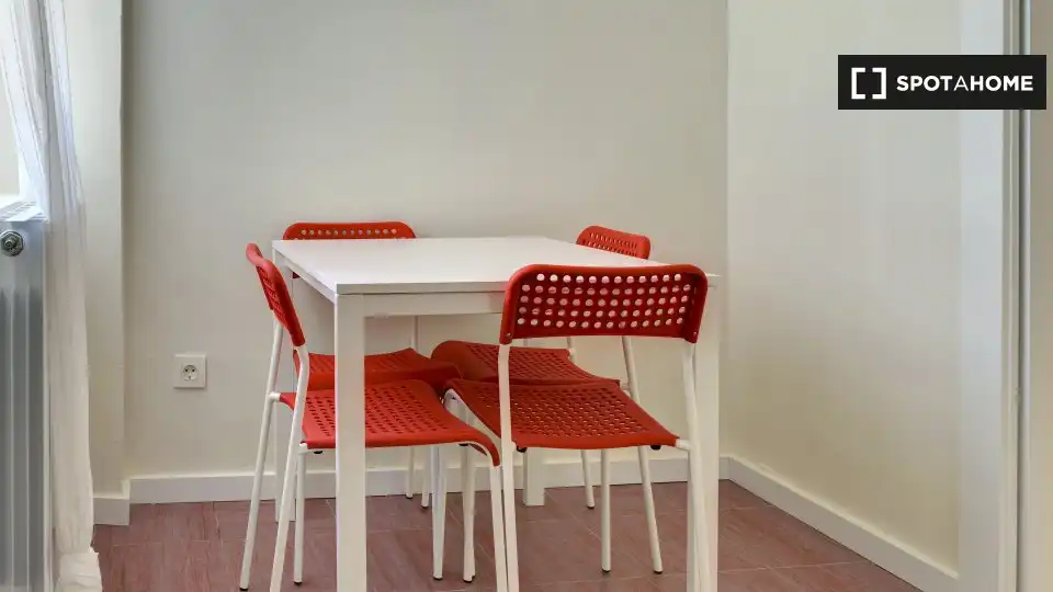Habitación 104 m², Zaragoza
