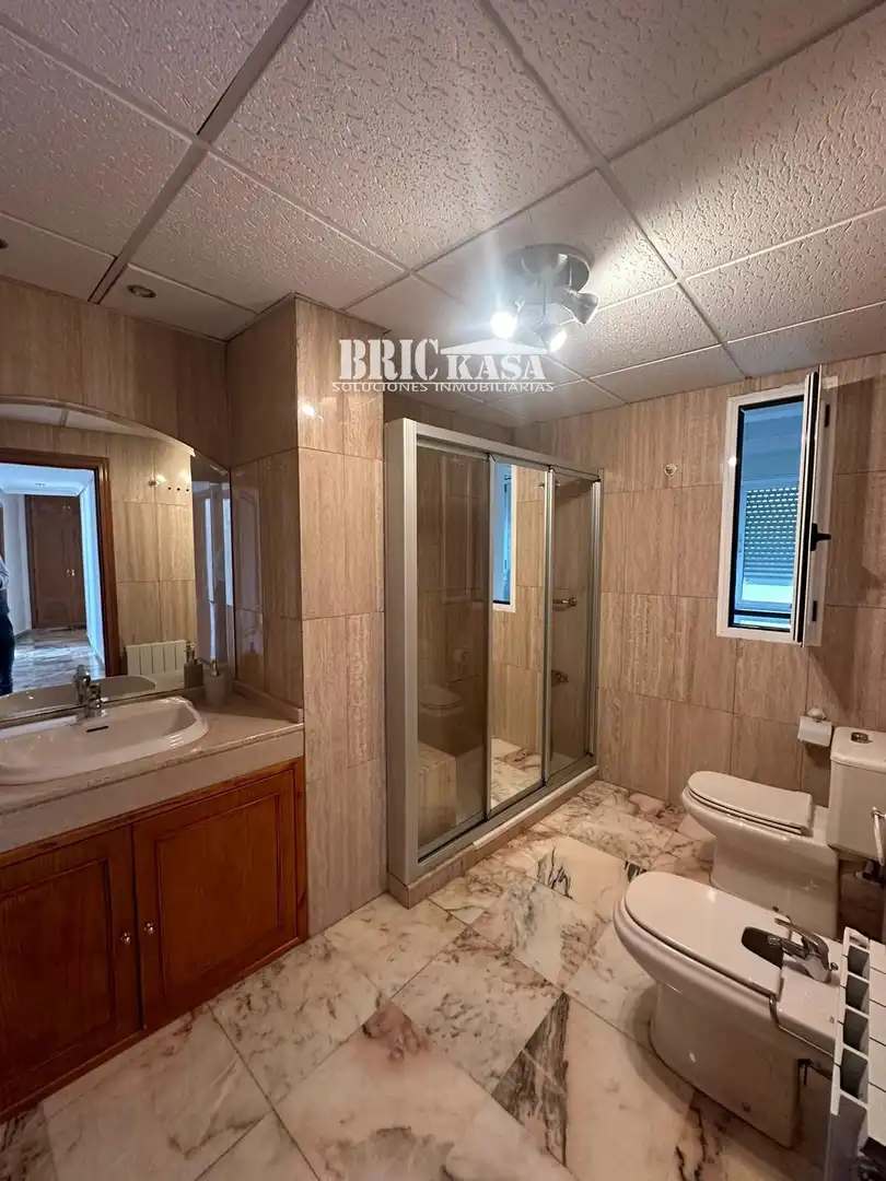 Piso de 120 m² en Cáceres