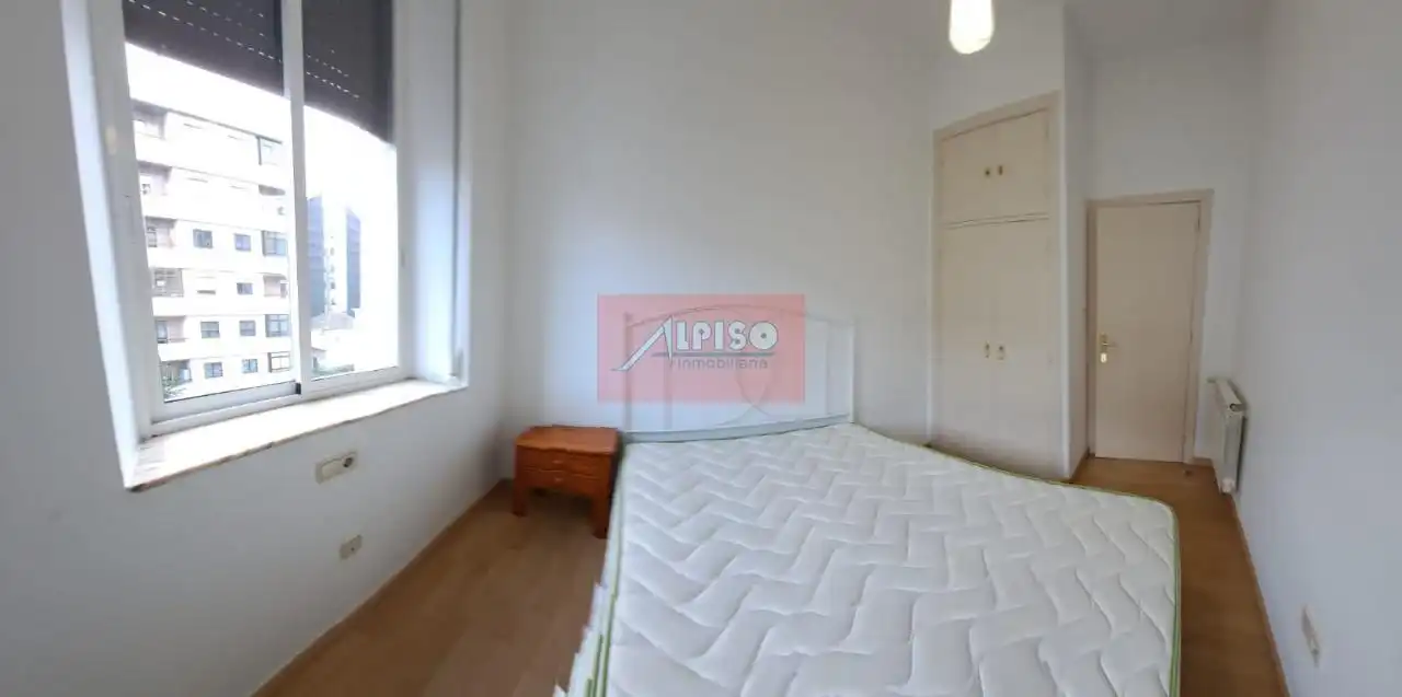 Piso de 70 m² en Ourense