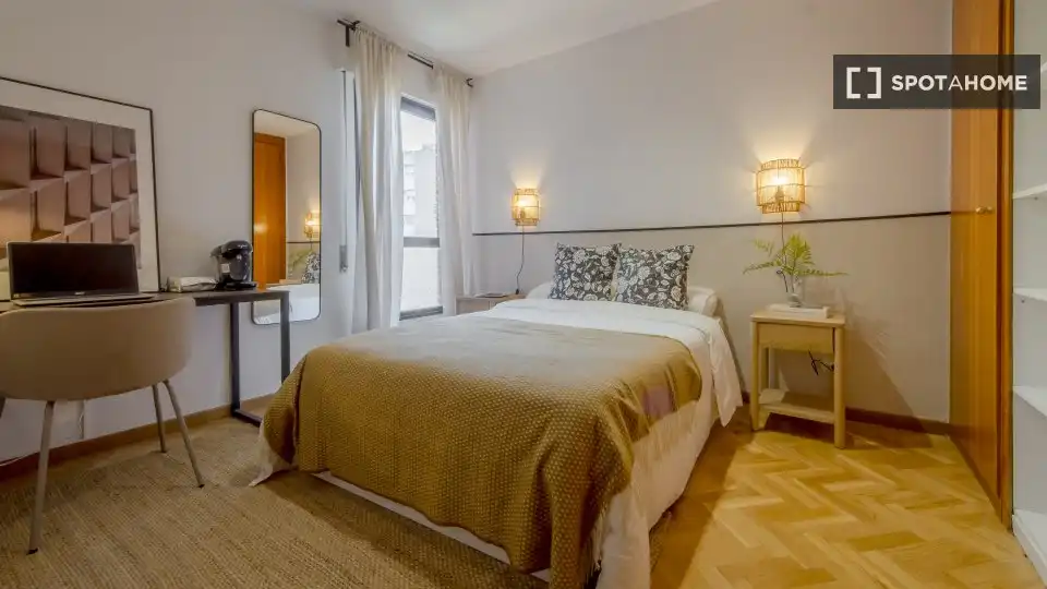 Room for rent, Madrid