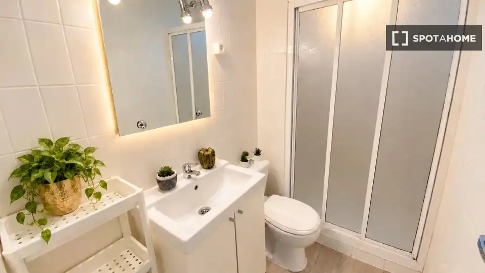 Habitación 75 m², Sevilla