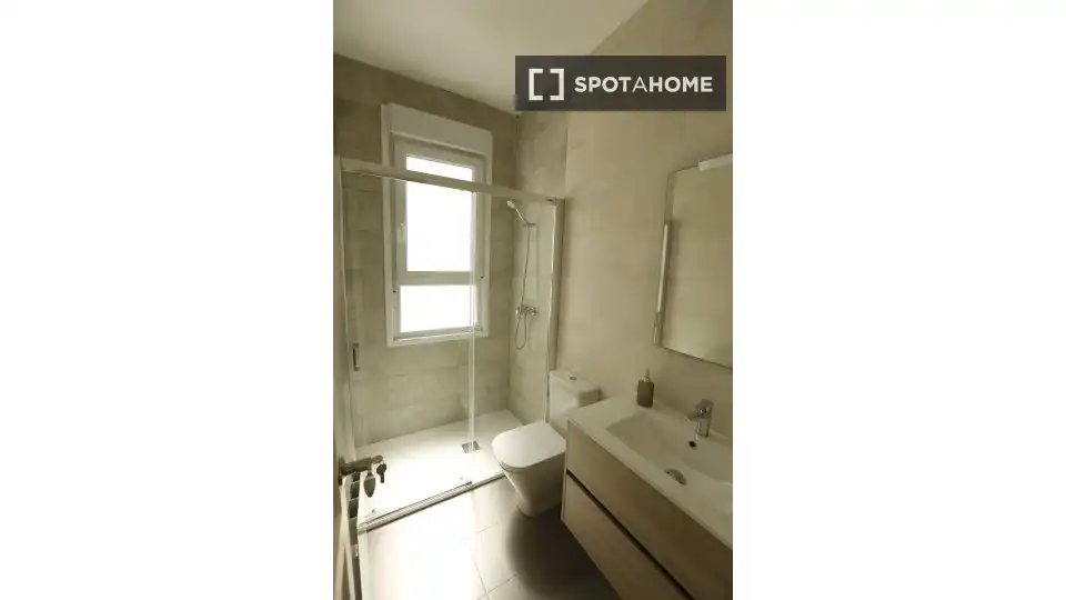 Habitación 138 m², Bilbao