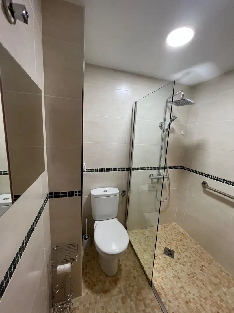 Habitación 118 m², Granada
