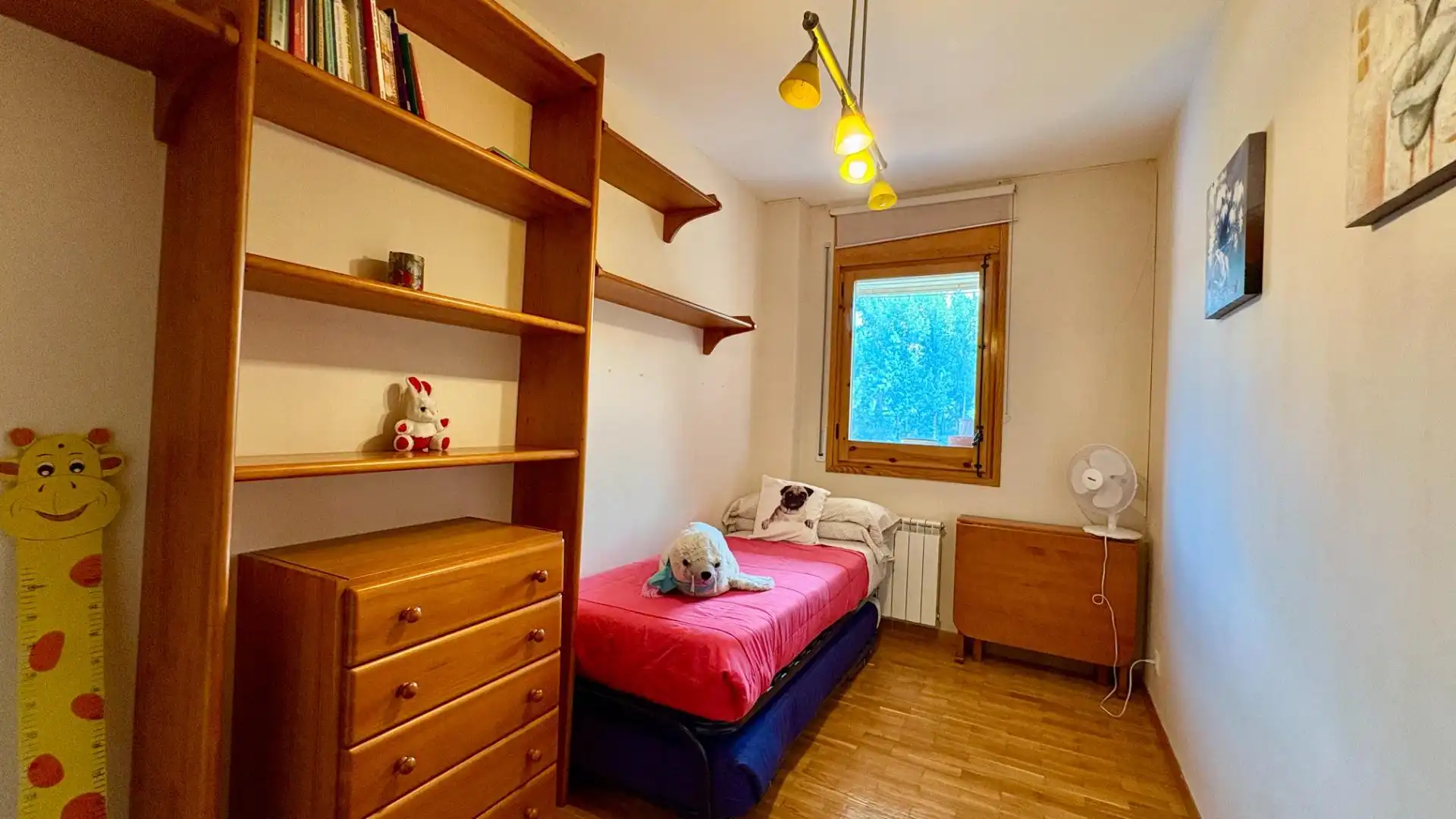 Flat 100 m² in Jaca